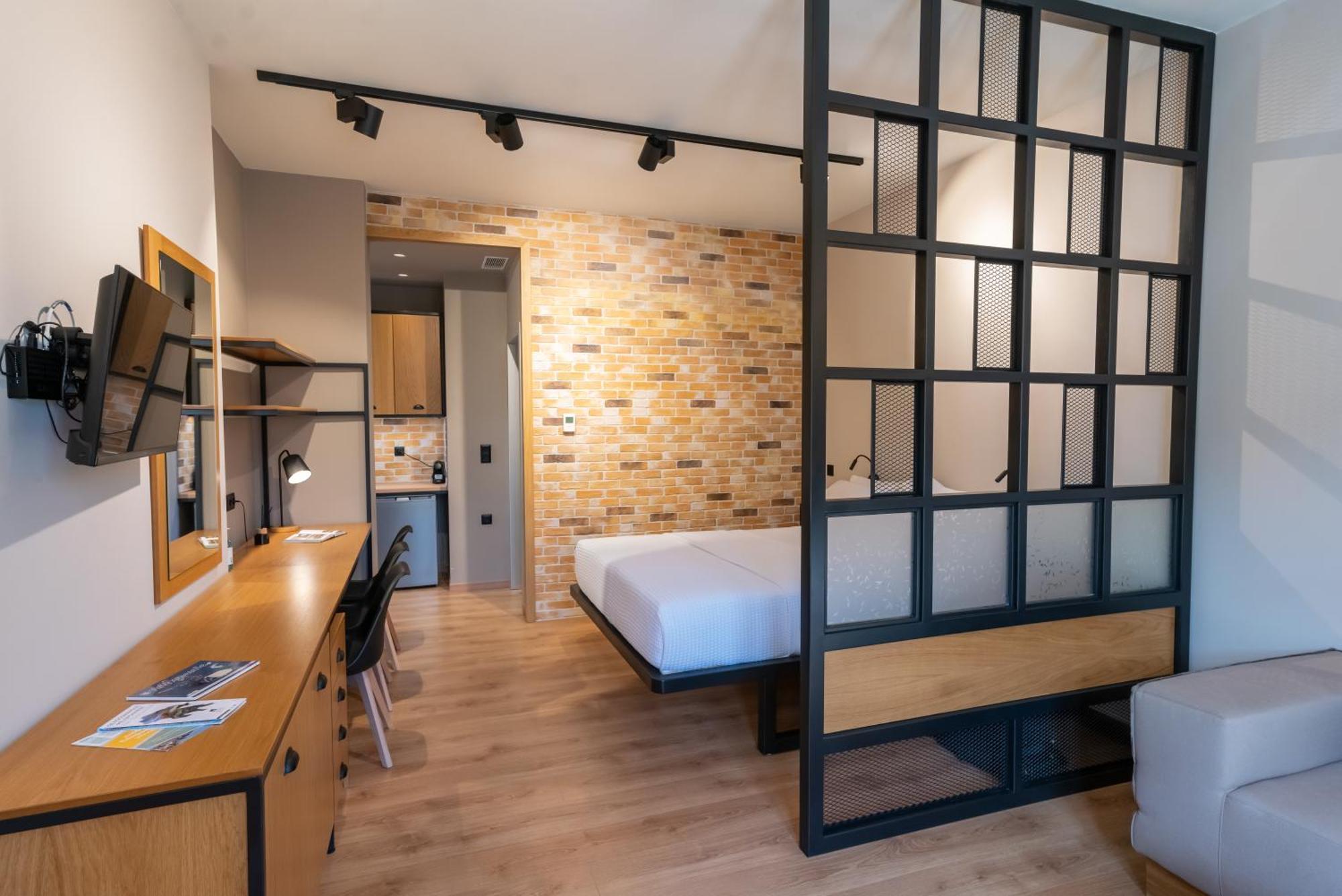 Kraka Apartments Leonídion Екстериор снимка