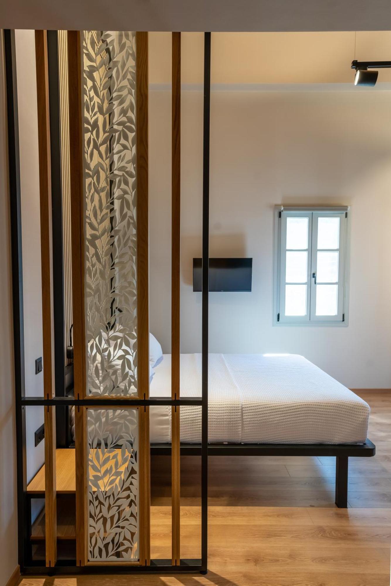 Kraka Apartments Leonídion Екстериор снимка