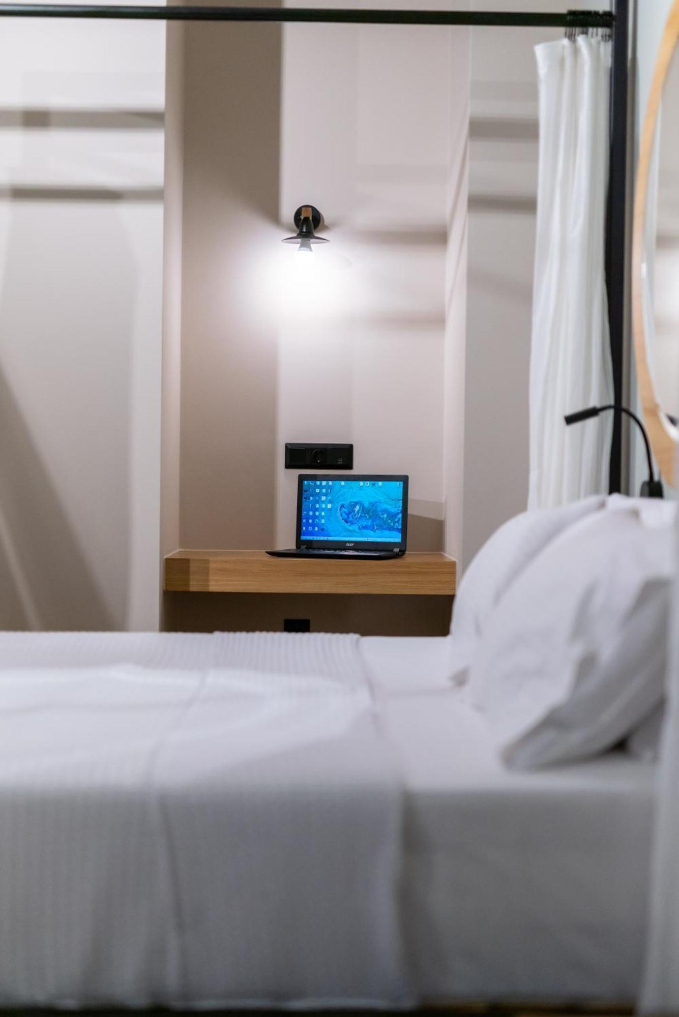 Kraka Apartments Leonídion Екстериор снимка