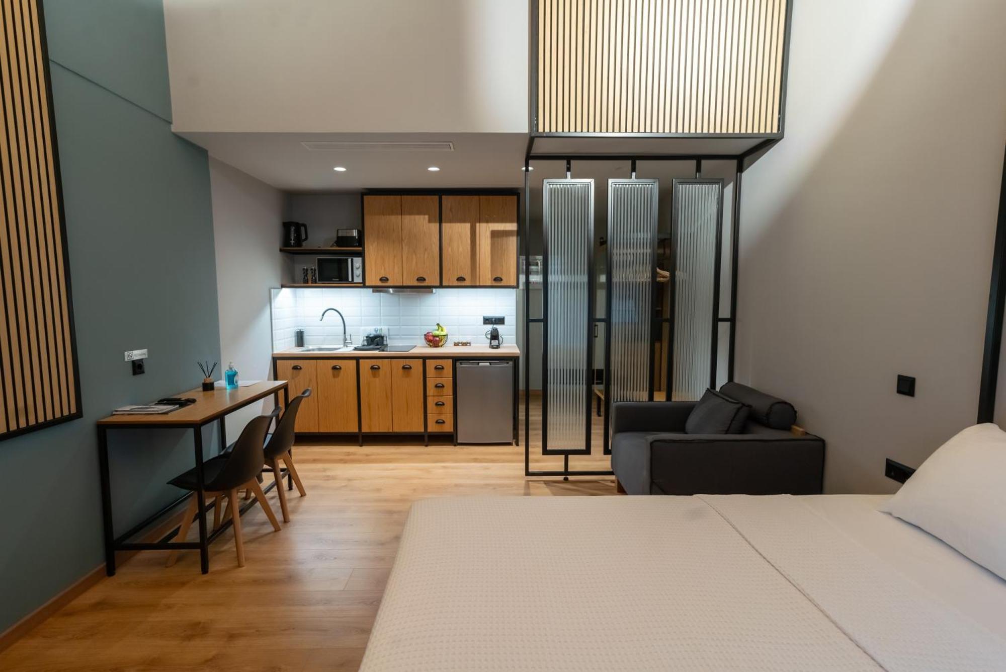 Kraka Apartments Leonídion Екстериор снимка