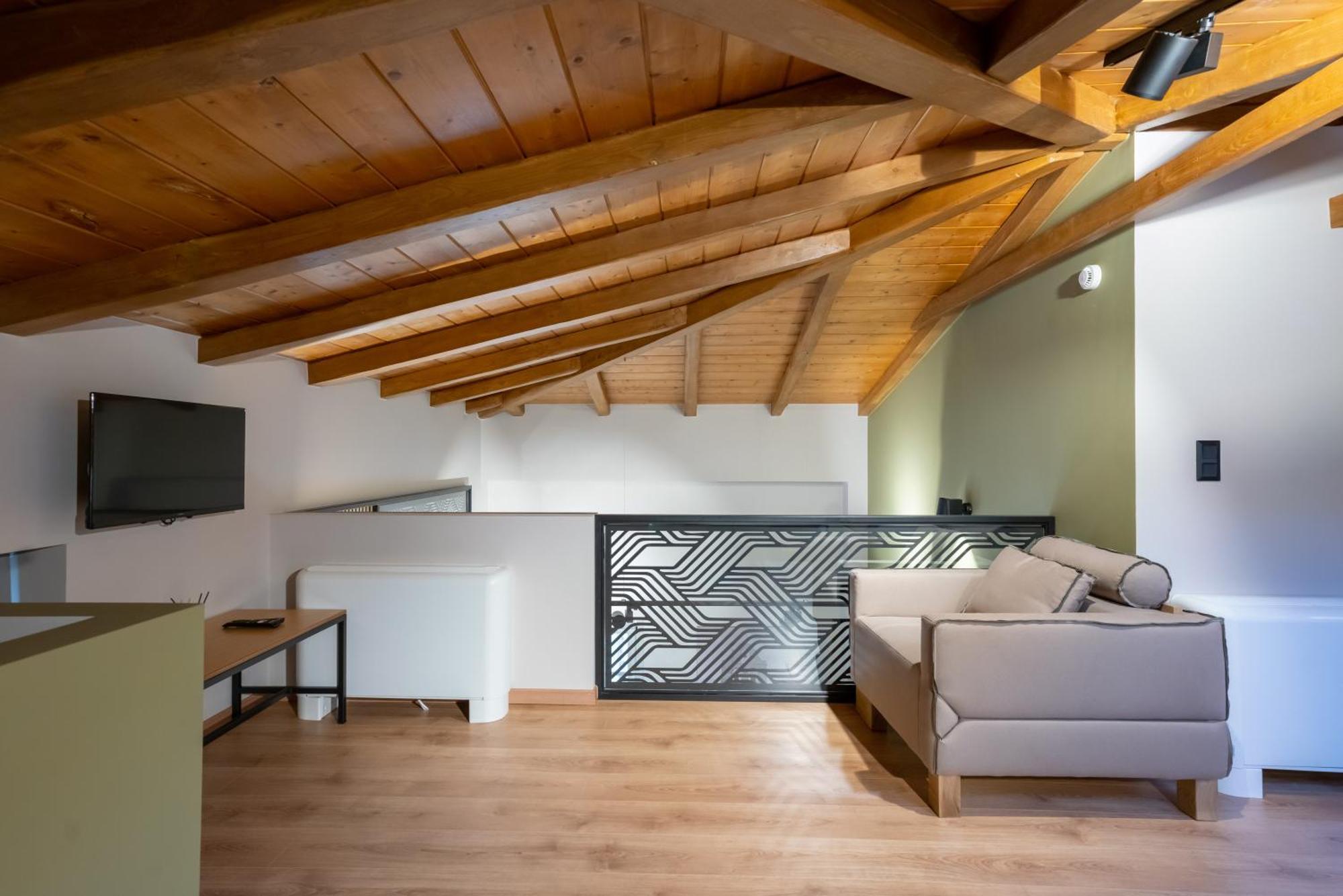 Kraka Apartments Leonídion Екстериор снимка